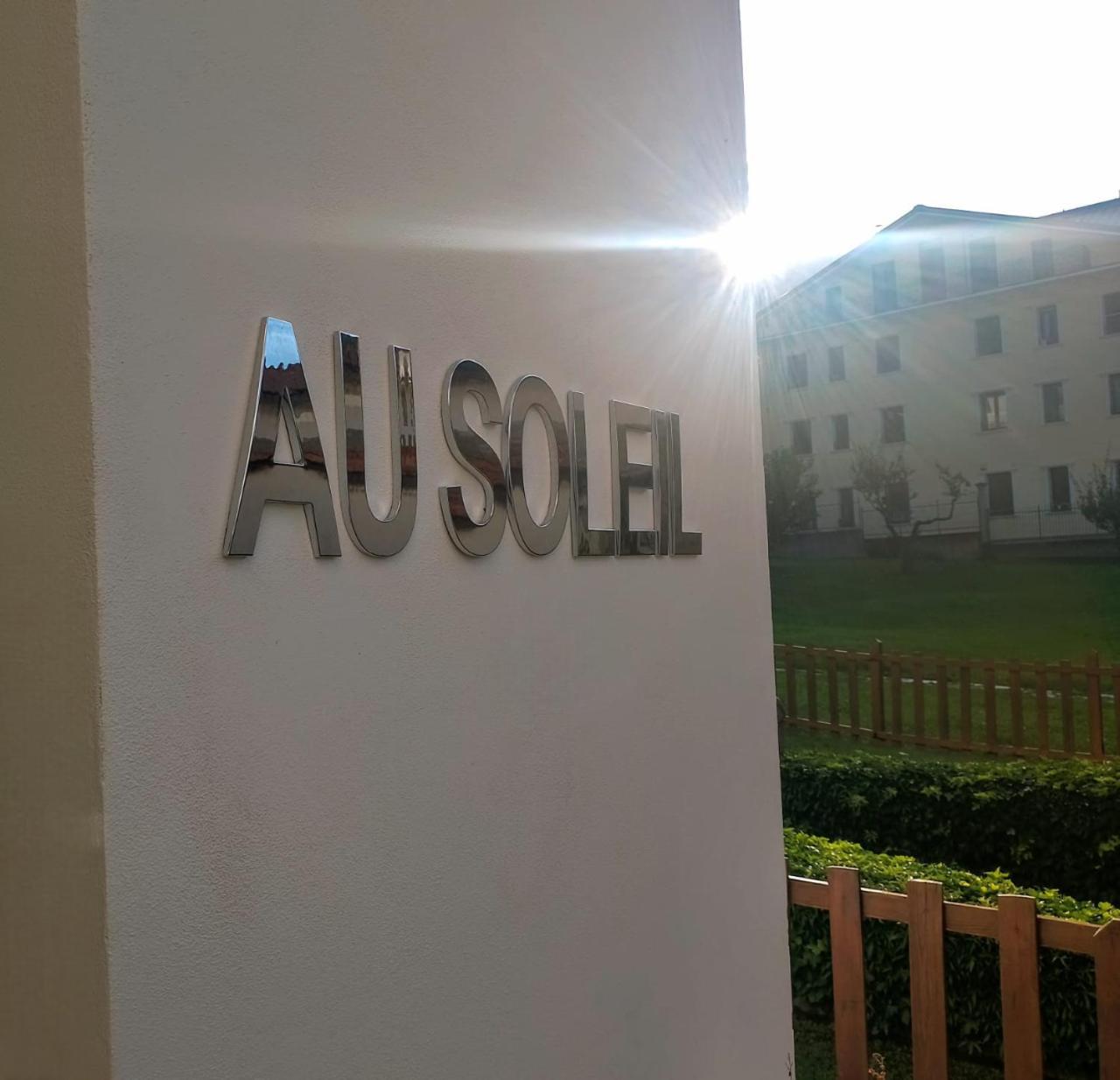 סיינט וינסנט Hotel Au Soleil מראה חיצוני תמונה